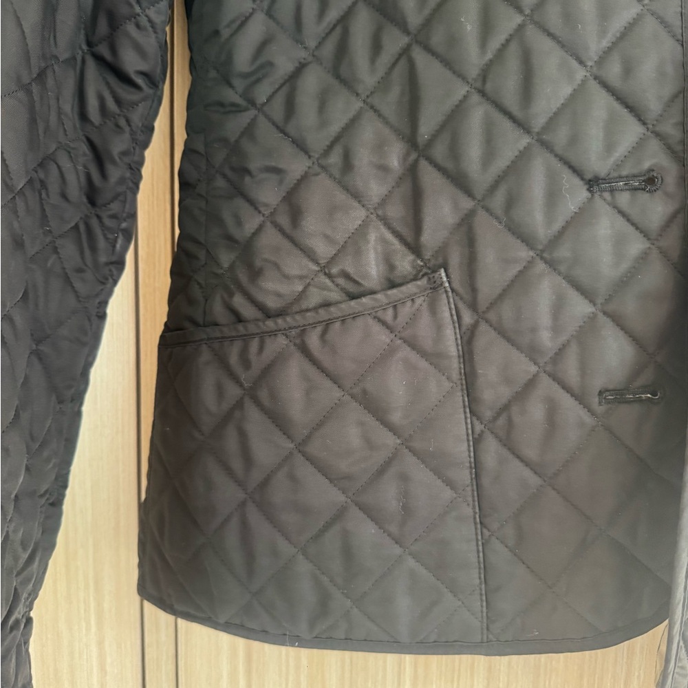 Burberry Nylon Black Quilted Coat with Classic Check Lining - Picture 5 of 11